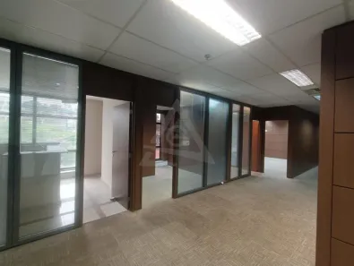 Sala Comercial para alugar, 422m² no Nova Campinas, Campinas