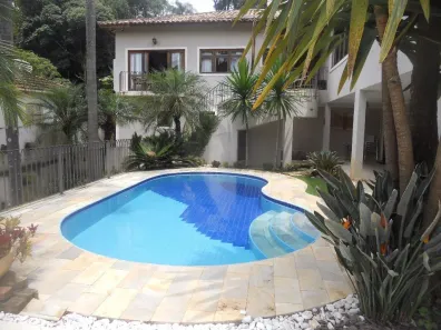 Casa com 7 Quartos à venda, 445m² no Vila Santo Antônio, Cotia