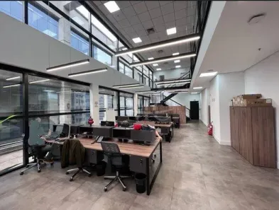 Sala Comercial para alugar, 800m² no Vila Olímpia, São Paulo