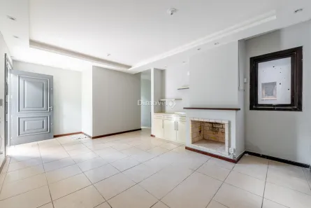 Imóvel Comercial com 3 Quartos à venda, 200m² no Medianeira, Porto Alegre