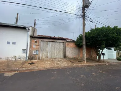 Casa com 3 Quartos à venda, 150m² no Jardim Cruzeiro do Sul I e II, Araraquara