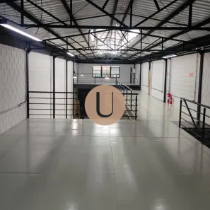 Galpão/Depósito/Armazém para alugar, 428m² no Cerâmica, São Caetano do Sul