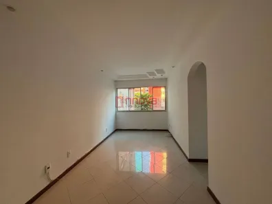 Apartamento com 3 Quartos para alugar, 75m² no Costa Azul, Salvador