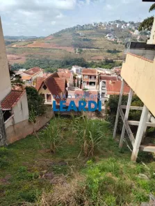 Lote/Terreno à venda, 250m² no Jardim Centenário, Poços de Caldas