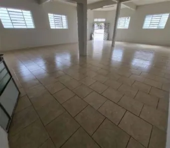 Sala Comercial para alugar, 120m² no Jardelino Ramos, Caxias do Sul