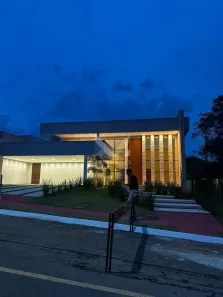 Casa de Condomínio com 4 Quartos à venda, 386m² no Residencial Villa Verde, Senador Canedo