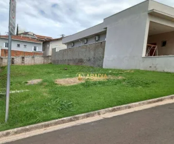 Lote/Terreno à venda, 300m² no Lenheiro, Valinhos