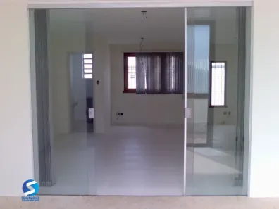 Sala Comercial à venda, 93m² no Passo da Areia, Porto Alegre
