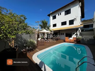 Casa com 4 Quartos à venda, 350m² no Ariribá, Balneário Camboriú