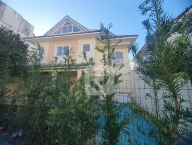 Sobrado com 4 Quartos à venda, 177m² no Recreio dos Bandeirantes, Rio de Janeiro