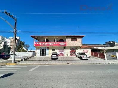 Sala Comercial com 4 Quartos à venda, 291m² no Rio Caveiras, Biguaçu