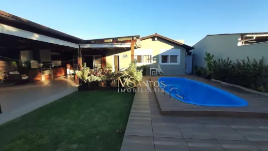 Casa com 3 Quartos à venda, 190m² no Daniela, Florianópolis