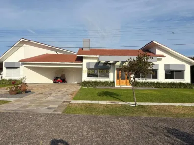 Casa de Condomínio com 4 Quartos à venda, 378m² no Condominio Green Village, Xangri-lá
