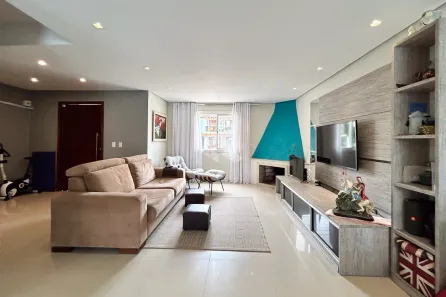 Casa com 3 Quartos à venda, 127m² no Hípica, Porto Alegre