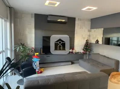 Casa de Condomínio com 4 Quartos à venda, 200m² no Granja Marileusa, Uberlândia