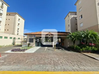 Apartamento com 3 Quartos para alugar, 80m² no Santa Mônica, Uberlândia