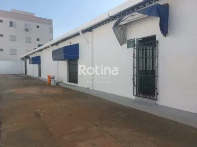 Galpão/Depósito/Armazém para alugar, 330m² no Presidente Roosevelt, Uberlândia