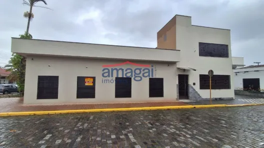 Imóvel Comercial para alugar, 210m² no Jardim Leonídia, Jacareí