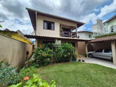 Casa com 4 Quartos à venda, 132m² no Santa Rita, Brusque