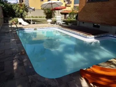 Casa de Condomínio com 6 Quartos à venda, 500m² no Camboinhas, Niterói