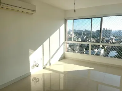 Apartamento com 2 Quartos à venda, 71m² no Menino Deus, Porto Alegre