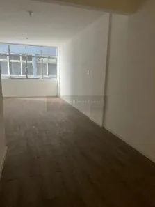 Sala Comercial à venda, 35m² no Centro, Niterói