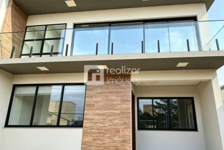 Casa com 2 Quartos para alugar, 150m² no Rio Tavares, Florianópolis