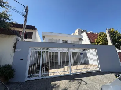 Sobrado com 4 Quartos para alugar, 247m² no Jardim Olympia, São Paulo
