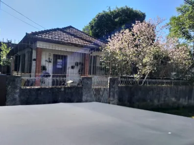 Casa com 3 Quartos à venda, 330m² no Vila Ipiranga, Porto Alegre