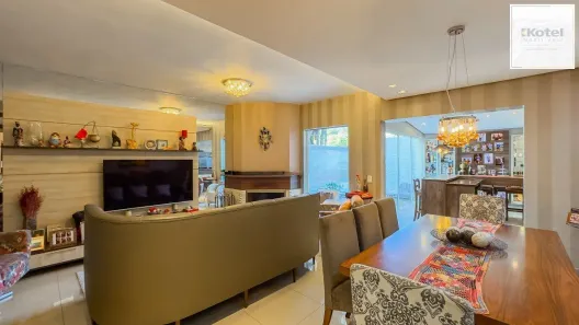 Casa de Condomínio com 3 Quartos à venda, 223m² no Jardim Carvalho, Porto Alegre