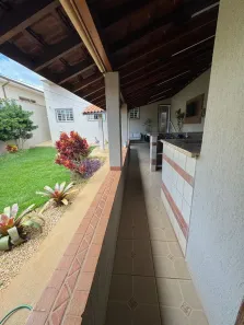 Casa com 3 Quartos à venda, 250m² no São José, Franca
