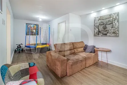 Casa com 3 Quartos à venda, 170m² no Passo da Areia, Porto Alegre