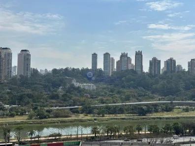 Apartamento com 3 Quartos para alugar, 138m² no Jardim Caravelas, São Paulo