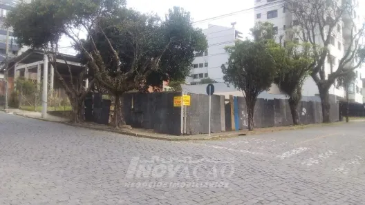 Lote/Terreno à venda no Madureira, Caxias do Sul
