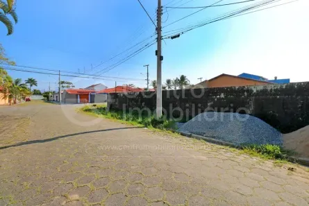 Lote/Terreno à venda, 240m² no Josedy, Peruíbe