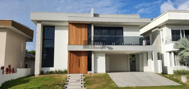 Casa de Condomínio com 4 Quartos à venda, 275m² no São João do Rio Vermelho, Florianópolis