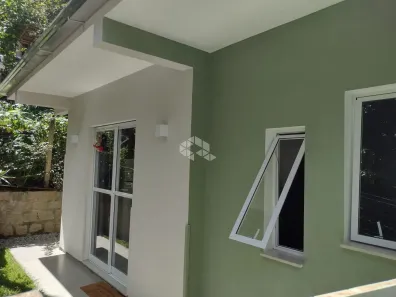 Casa com 2 Quartos à venda, 42m² no Barra da Lagoa, Florianópolis