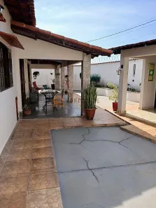 Casa com 3 Quartos à venda, 204m² no Parque das Varinhas, Mogi das Cruzes