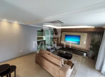 Casa com 3 Quartos à venda, 516m² no Cidade Jardim, Uberlândia