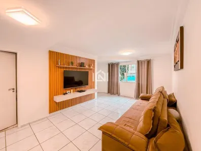 Casa de Condomínio com 3 Quartos à venda, 172m² no Granja Viana, Cotia