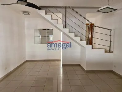 Casa de Condomínio com 2 Quartos à venda, 120m² no Jardim Primavera, Jacareí