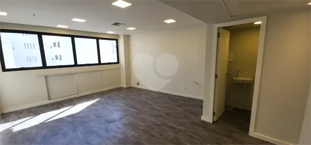 Sala Comercial à venda, 33m² no Tijuca, Rio de Janeiro