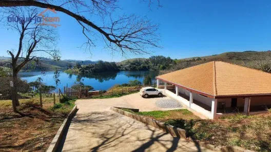 Fazenda/Sítio com 3 Quartos à venda, 100m² no Freitas, São José dos Campos