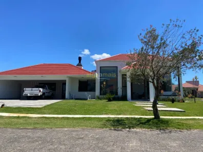 Casa de Condomínio com 4 Quartos à venda, 360m² no Condominio Green Village, Xangri-lá