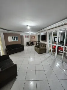 Apartamento com 3 Quartos para alugar, 130m² no Meia Praia, Itapema