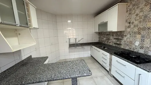 Casa com 4 Quartos à venda, 289m² no Jardim Planalto, Goiânia