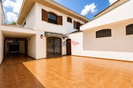 Casa com 4 Quartos para alugar, 256m² no Planalto Paulista, São Paulo