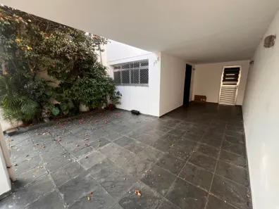 Sobrado com 5 Quartos para alugar, 200m² no Jardim Dinorah, São Paulo