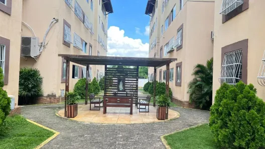Apartamento com 2 Quartos para alugar, 45m² no Tabapuá, Caucaia