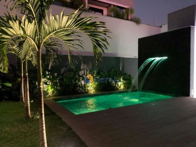 Casa com 3 Quartos à venda, 254m² no Chácaras Aeroporto, Maringá